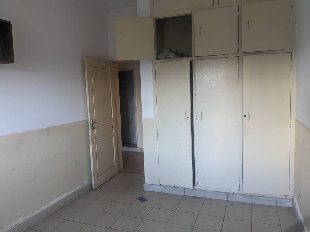 Appartement à louer, Bastos, Yaoundé  