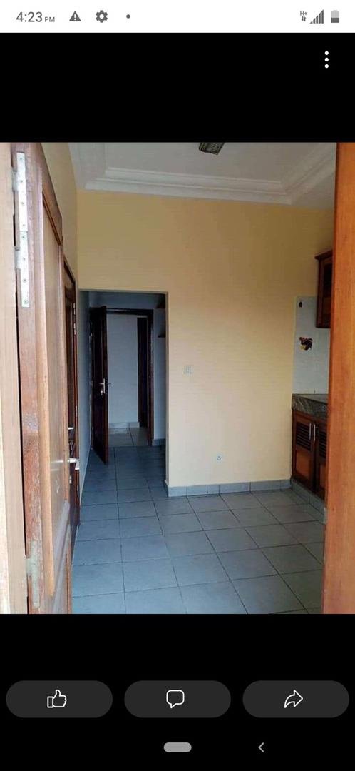Appartement à louer, Ndogbong, Douala