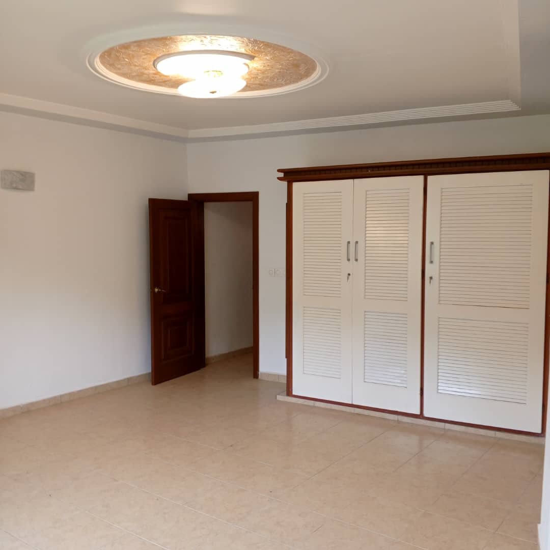 Appartement  à louer, Golf, Yaoundé 