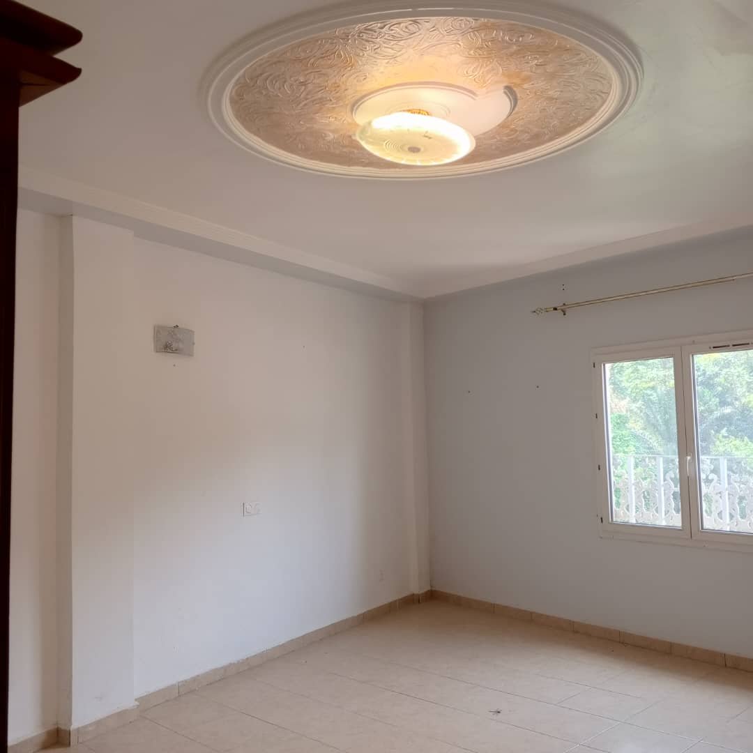 Appartement  à louer, Golf, Yaoundé 