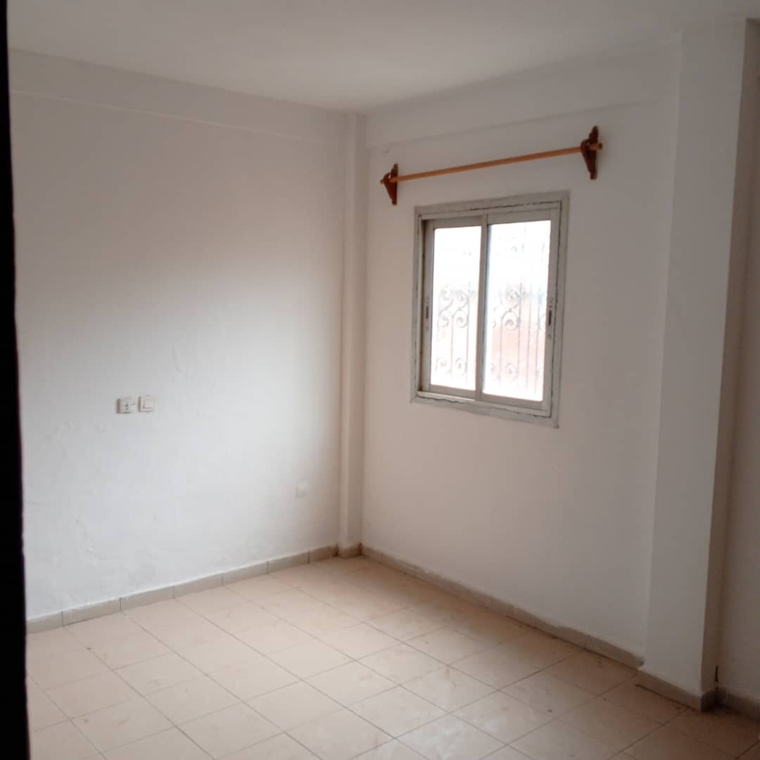 Appartement à louer, Bastos, Yaoundé 