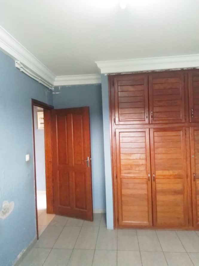 Appartement à louer, Bonamoussadi, Douala