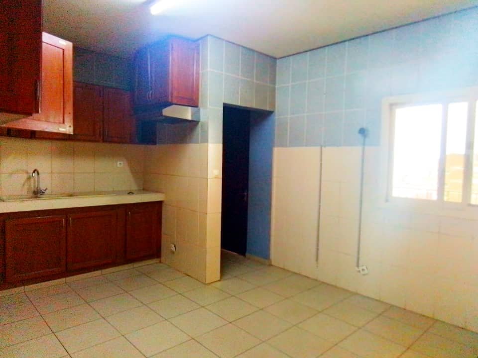 Appartement à louer, Bonamoussadi, Douala