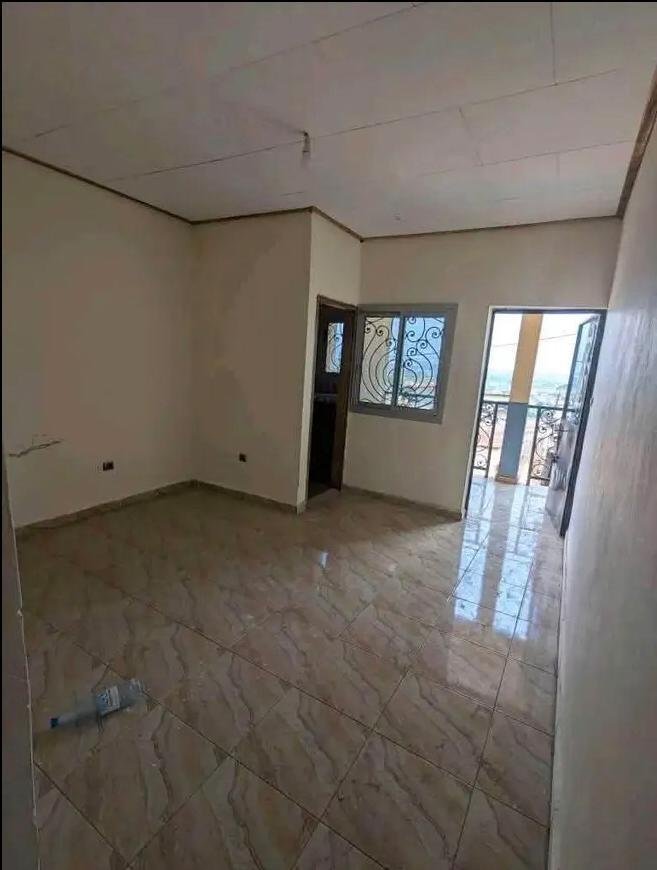 Studio moderne à louer, Etoudi, Yaoundé 
