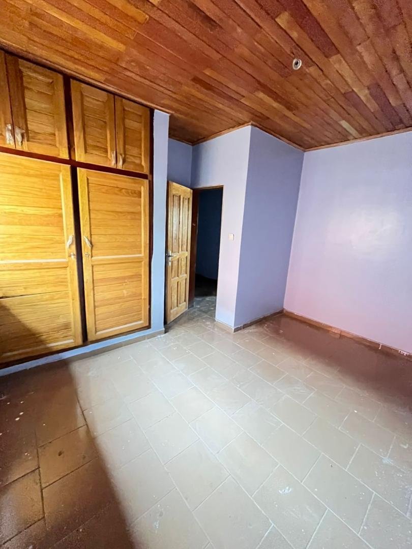 Studio à louer, Emana, Yaoundé 