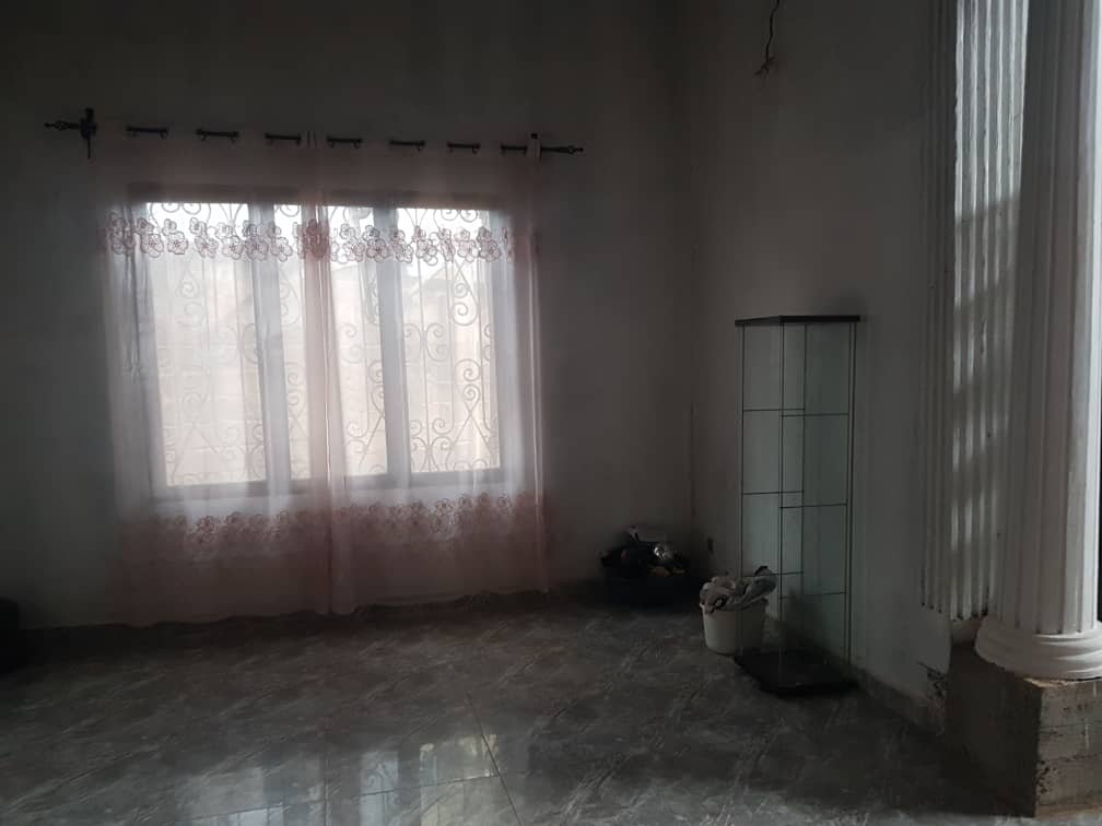 Villa à vendre, Biteng, Yaoundé 