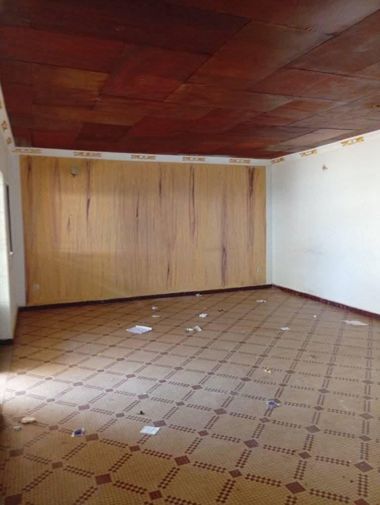 Villa à louer ,Titi garage, Yaoundé 