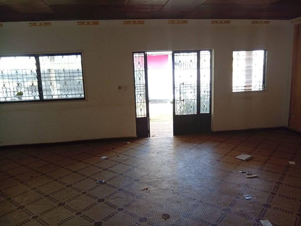 Villa à louer ,Titi garage, Yaoundé 