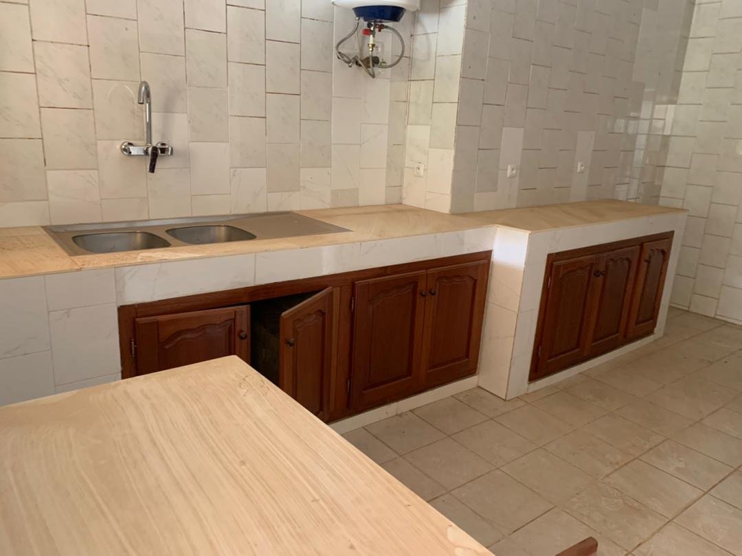 Duplex à louer, Golf, Yaoundé 