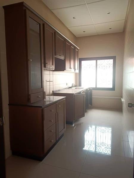 Duplex à louer, Bastos, Yaoundé 