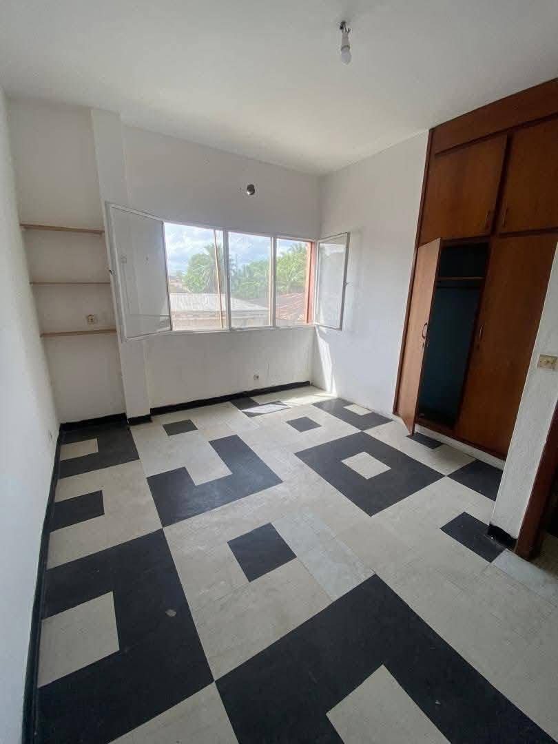  Appartement à louer, Bonapriso, Douala