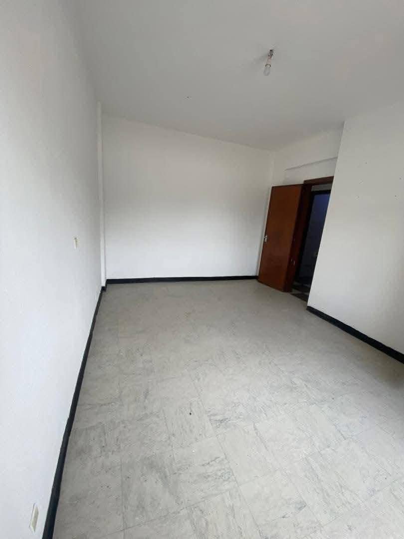  Appartement à louer, Bonapriso, Douala