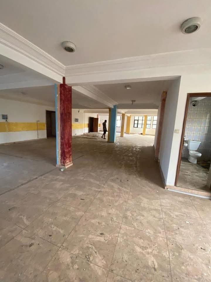 Bureau  à louer, Bali, Douala 