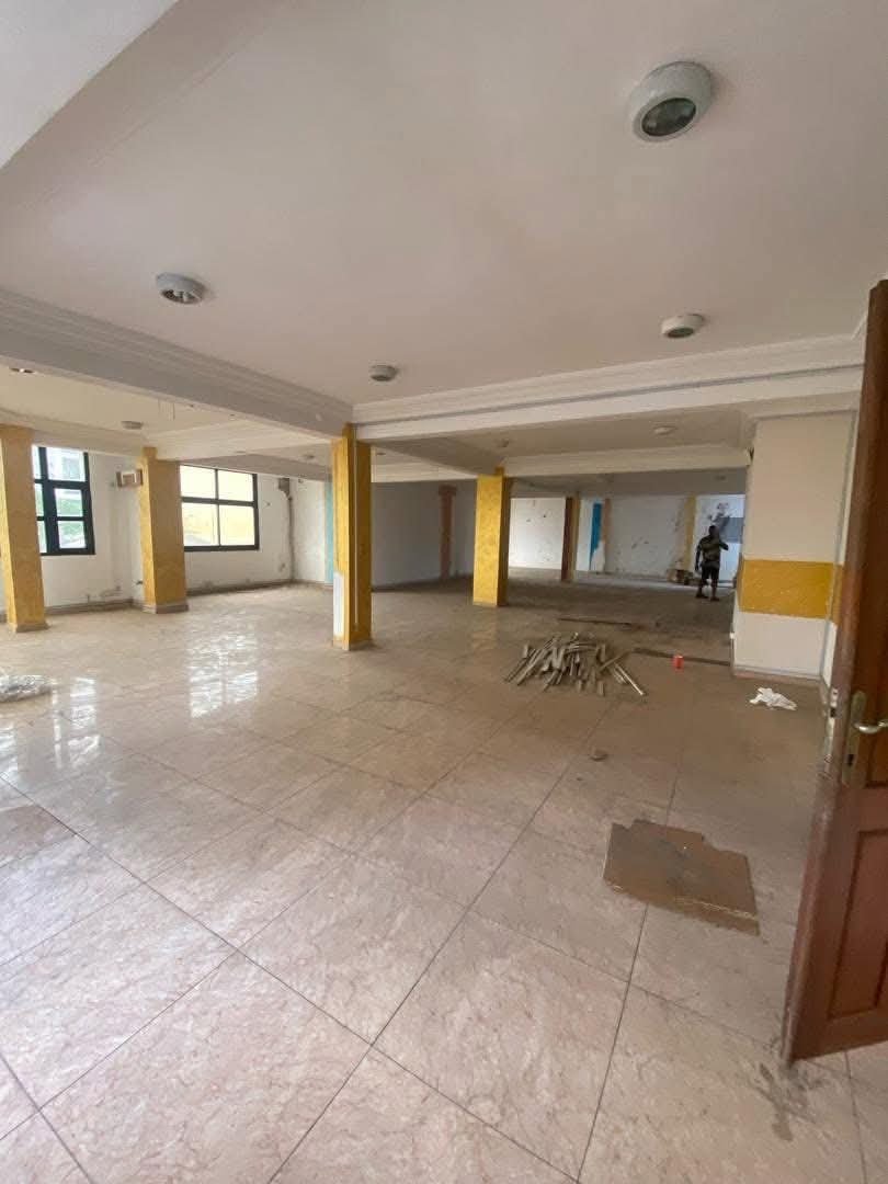 Bureau  à louer, Bali, Douala 