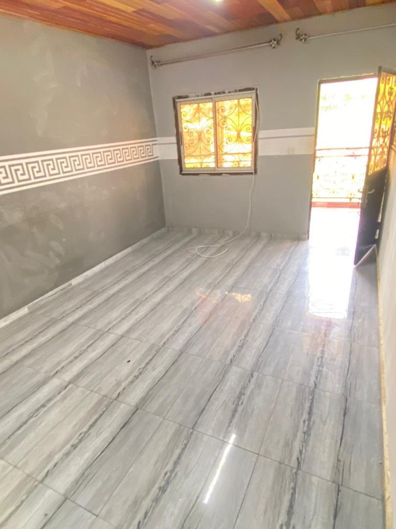 Studio moderne à louer, Etoudi, Yaoundé 