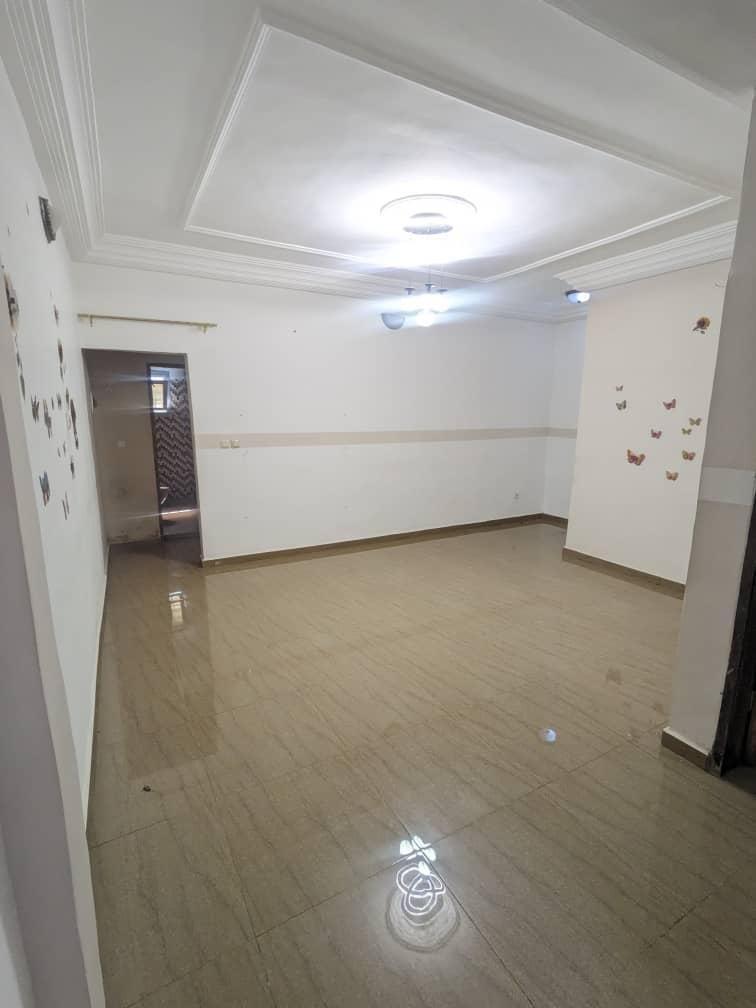 Studio à louer, Nkolfoulou, Yaoundé 