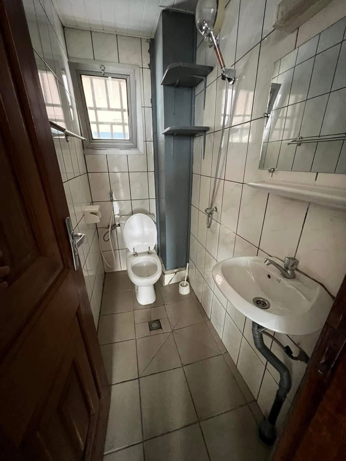 Appartement à louer, Akwa, Yaoundé 