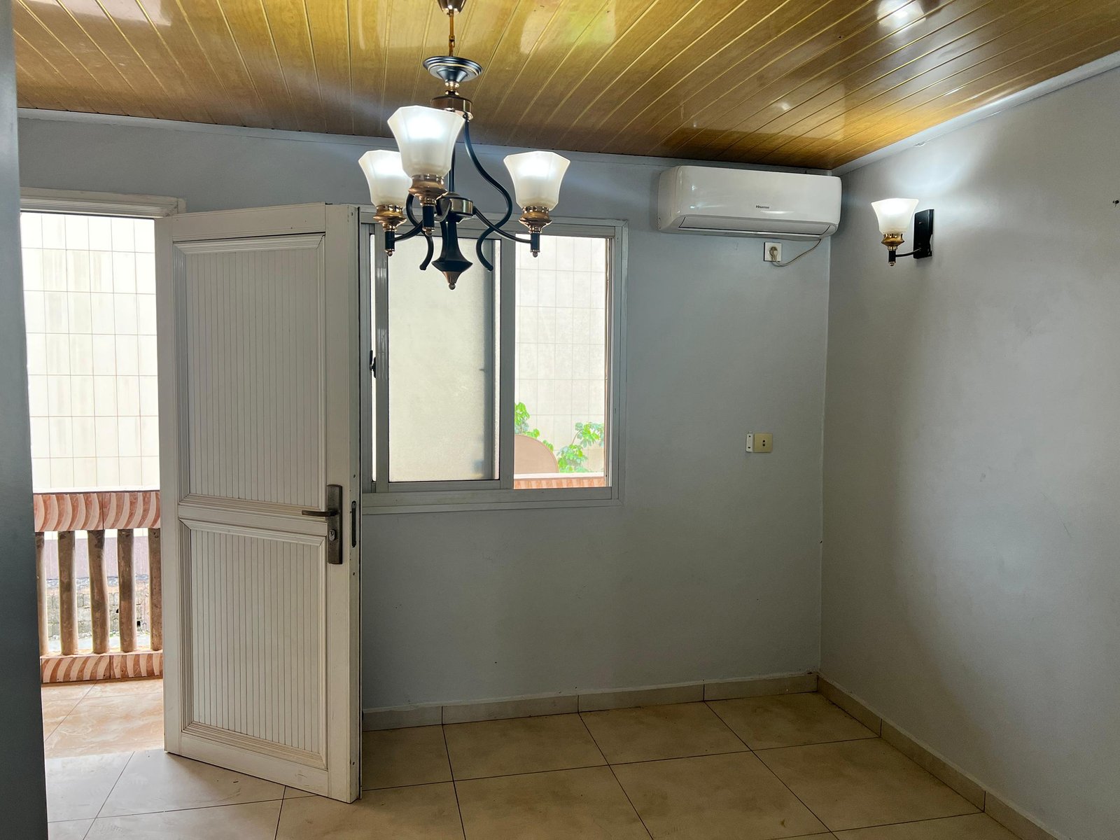 Studio moderne à louer, Ngousso, Yaoundé 