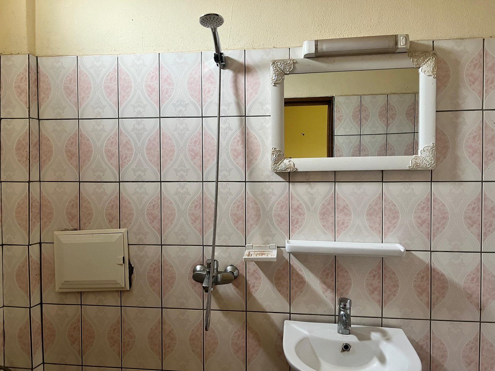 Appartement moderne à louer, Omnisport, Yaoundé 