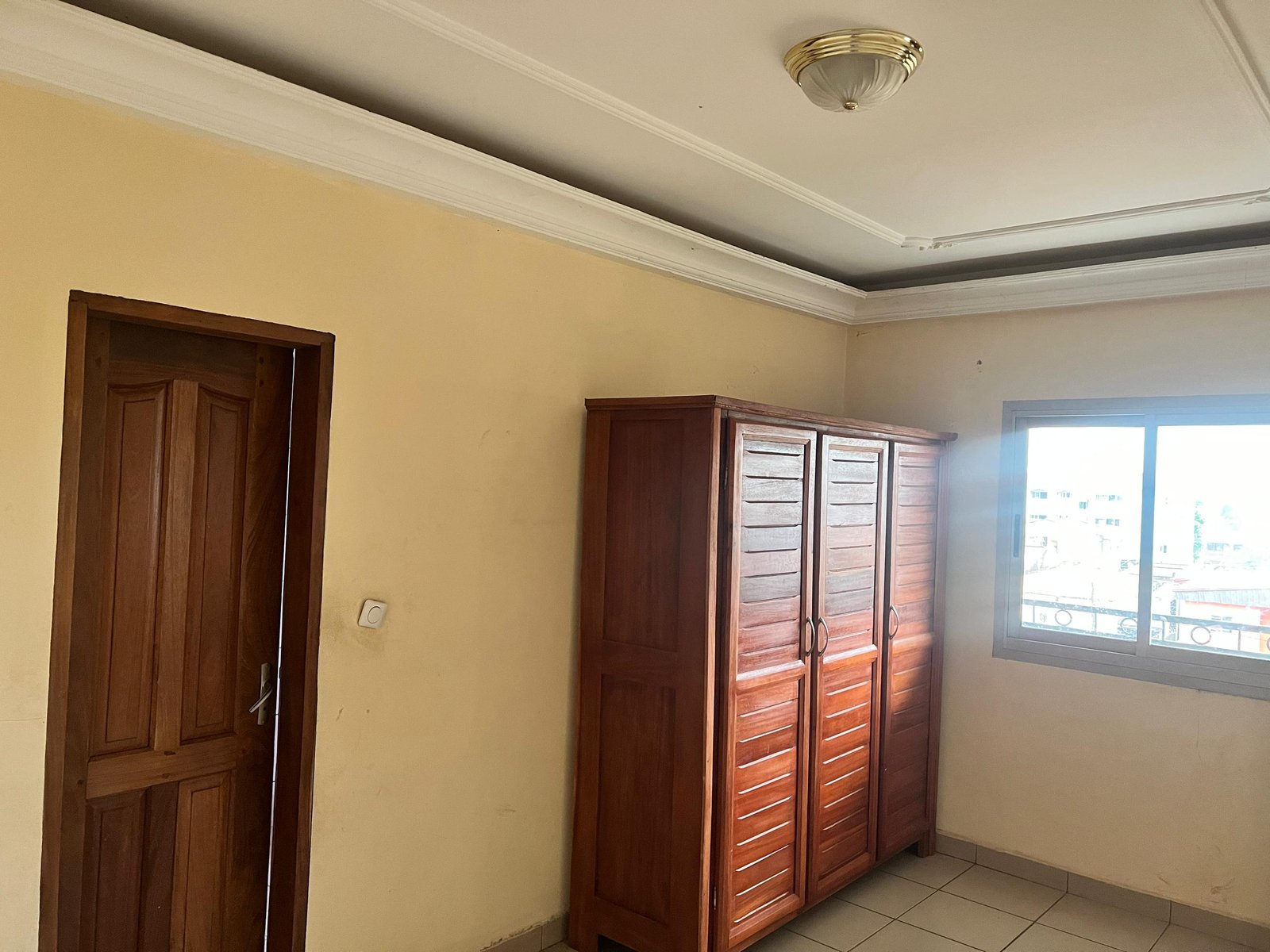 Appartement moderne à louer, Omnisport, Yaoundé 