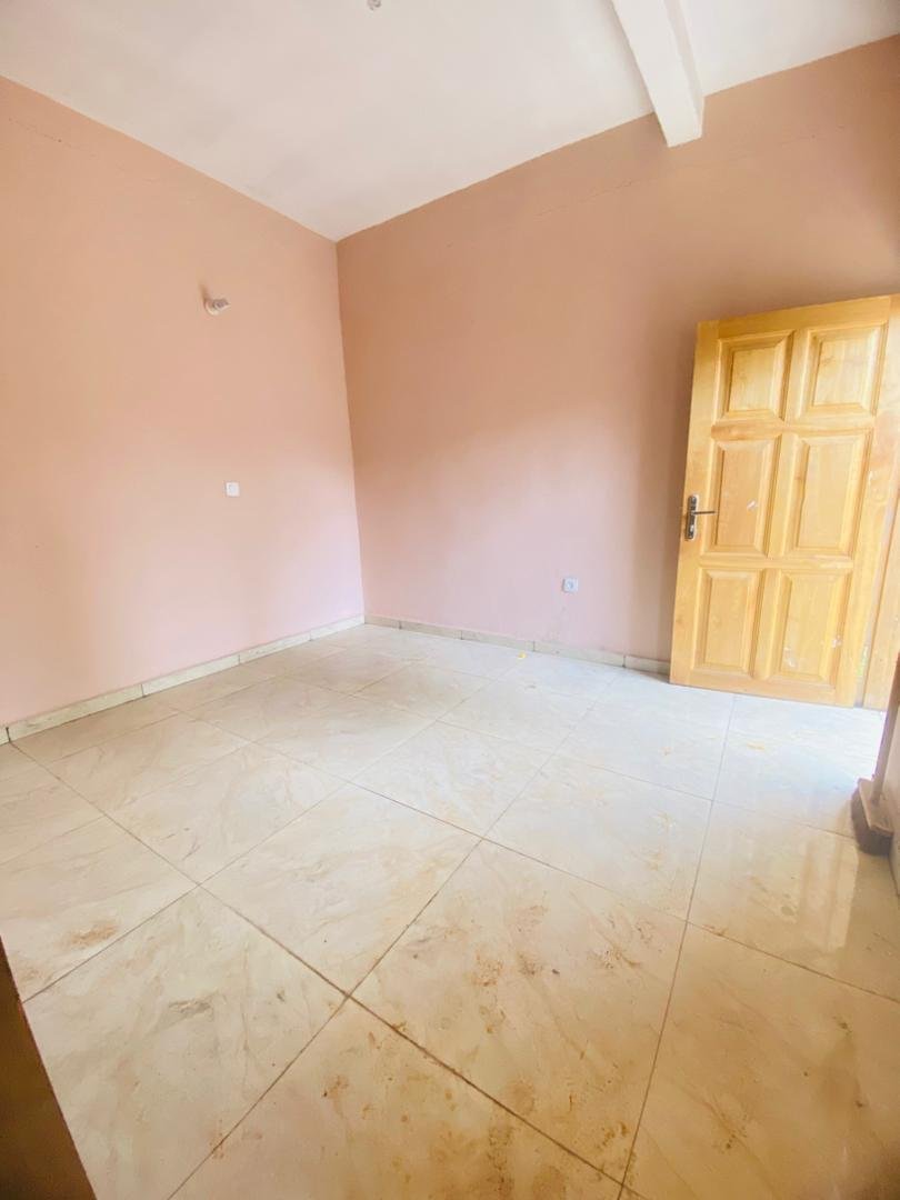 Chambre  à louer, Odza, Yaoundé 
