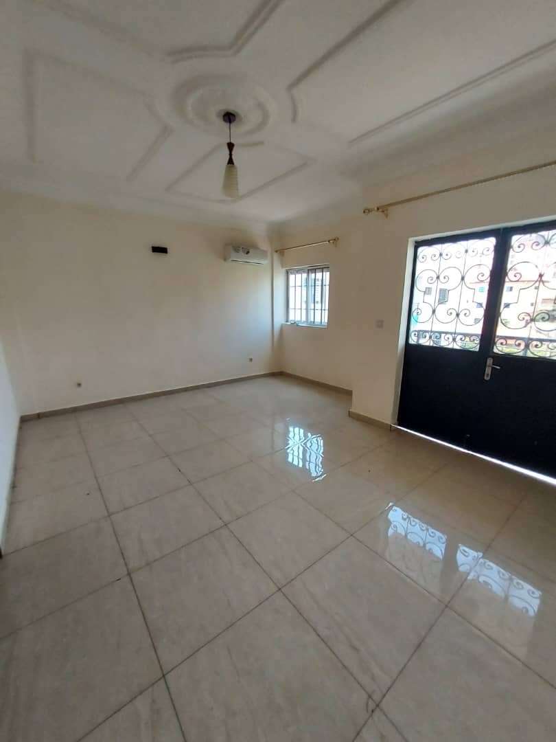 Appartement à louer, Omnisport, Yaoundé 