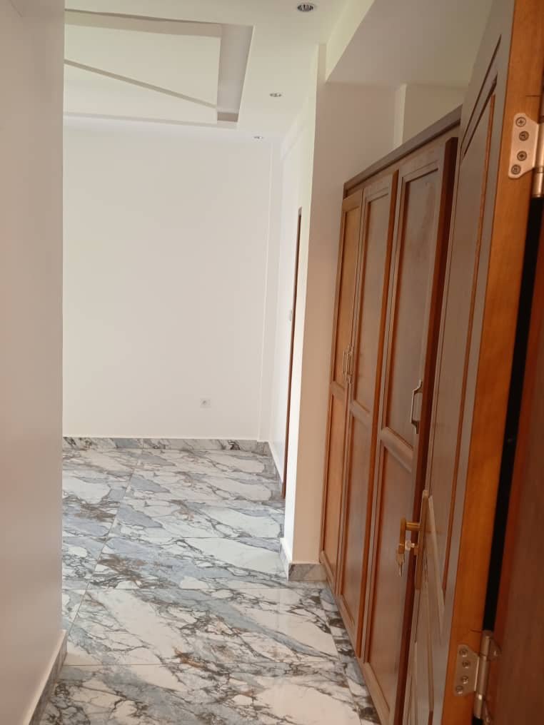 Appartement moderne à louer, Omnisport, Yaoundé 