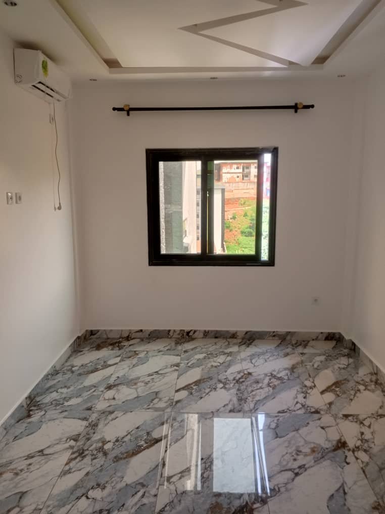 Appartement moderne à louer, Omnisport, Yaoundé 