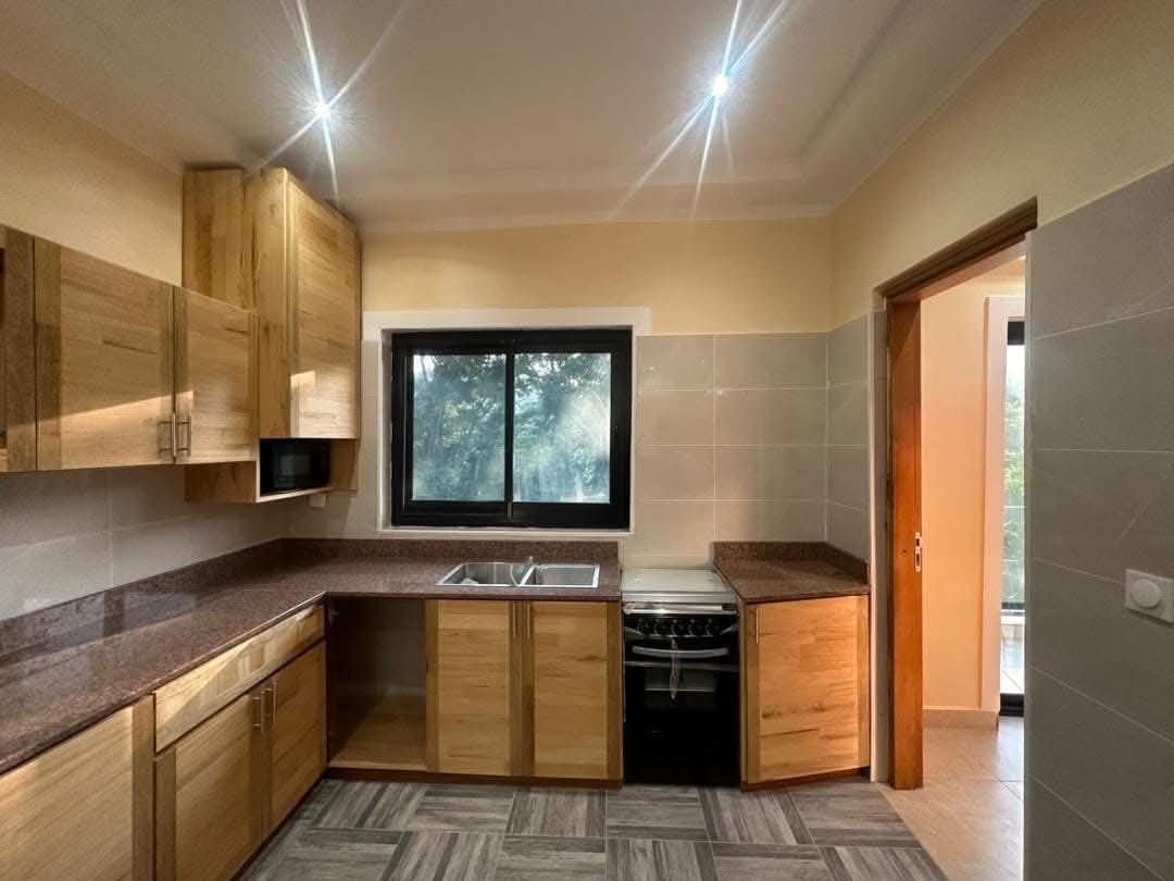 Appartement meublé à louer, Golf, Yaoundé 