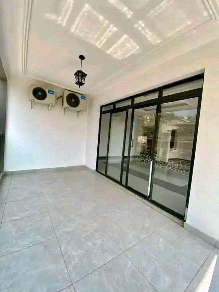 Appartement à louer, Bastos, Yaoundé 