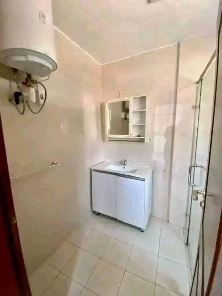 Appartement à louer, Bastos, Yaoundé 