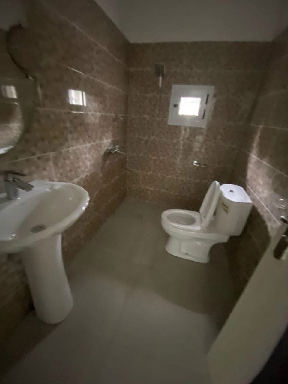 Duplex à louer, Bonapriso, Douala 