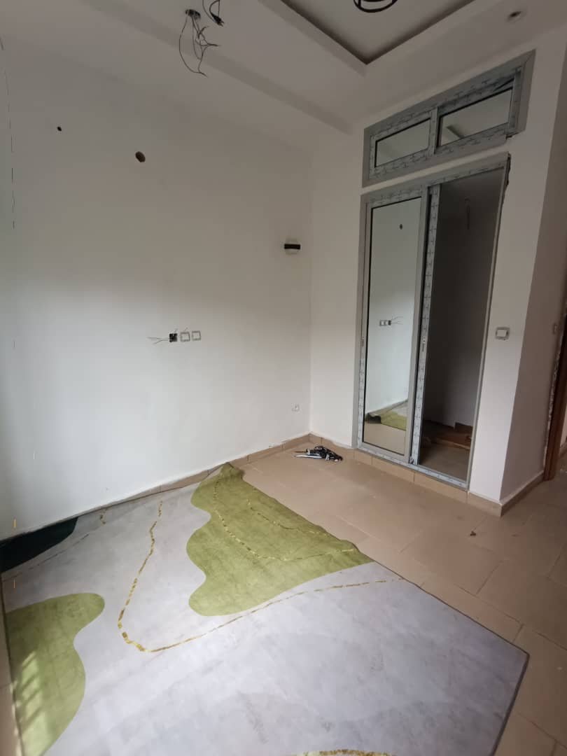 Appartement à louer, Makepe, Douala 