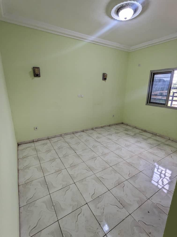 Studio à louer, Nkolmesseng, Yaoundé 