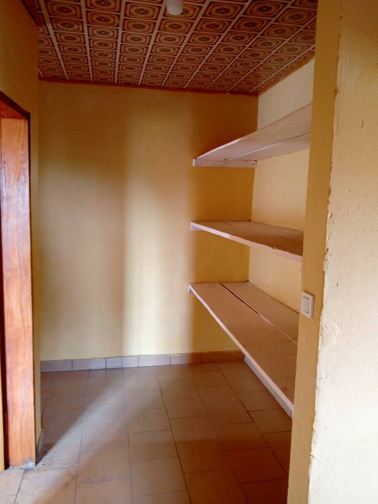 Appartement à louer, Nkoabang, Yaoundé 