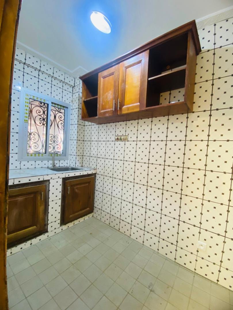 Studio à louer, Odza, Yaoundé 