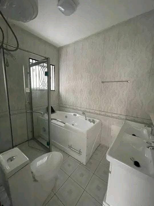 Appartement à louer, Golf, Yaoundé