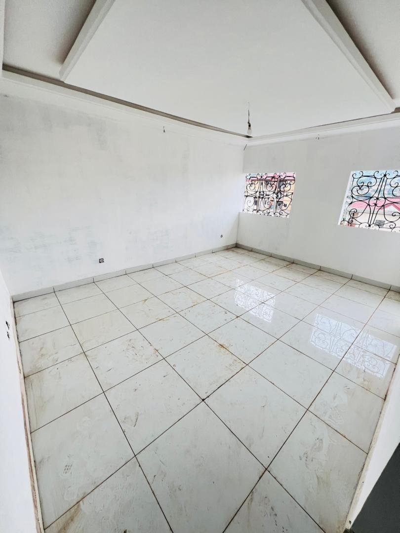Studio à louer, Emana, Yaoundé 