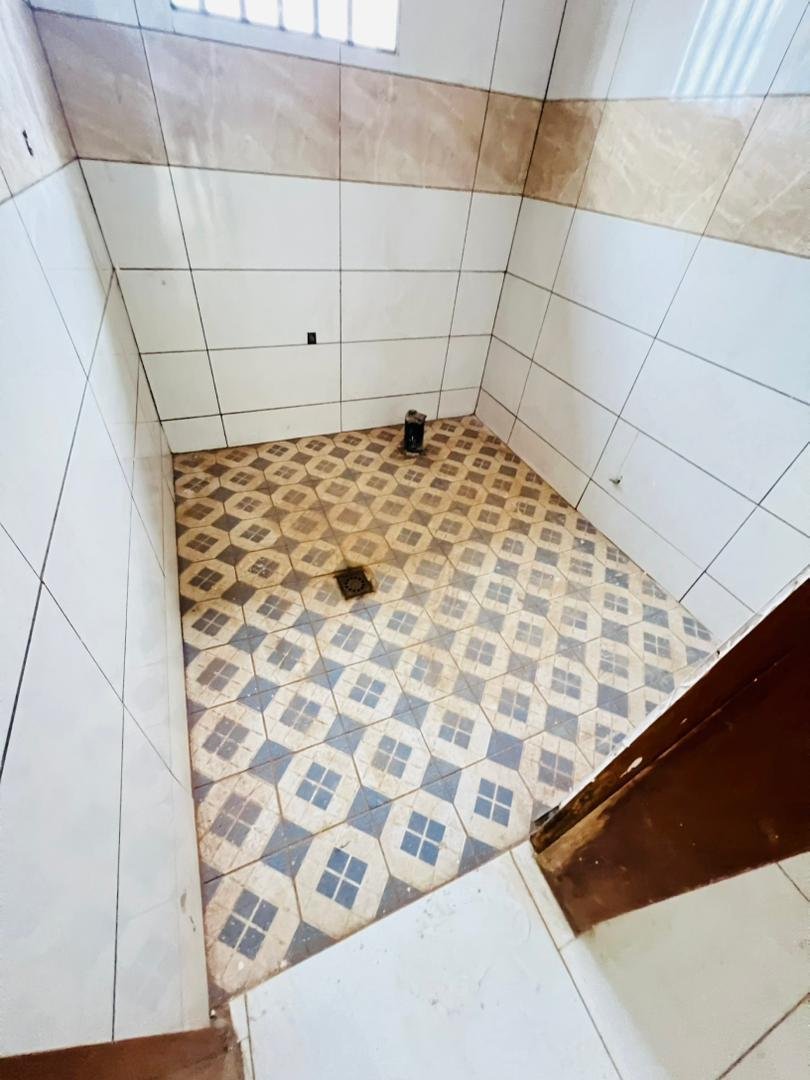 Studio à louer, Emana, Yaoundé 