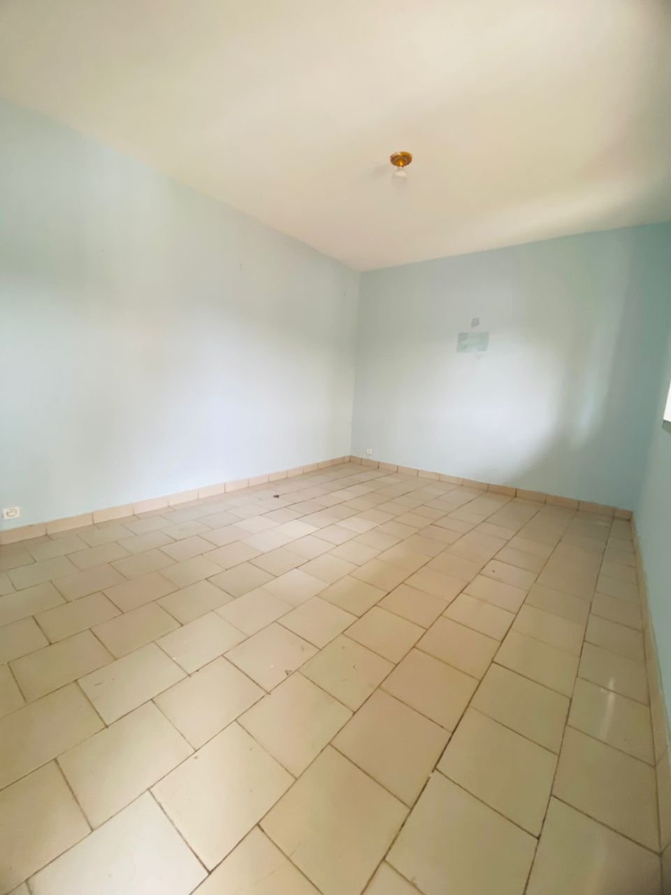 Appartement moderne à louer, Odza, Yaoundé 