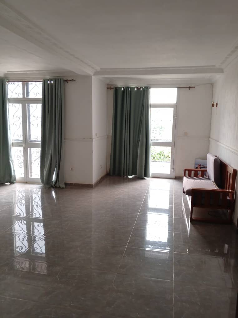 Duplex à vendre, Nkoabang, Yaoundé 