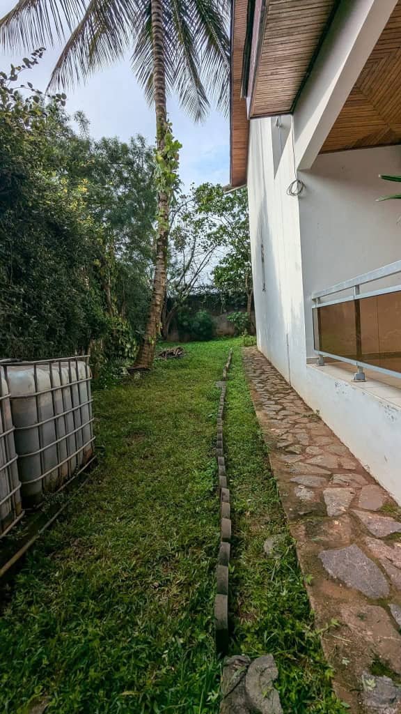 Duplex à louer, Bastos, Yaoundé