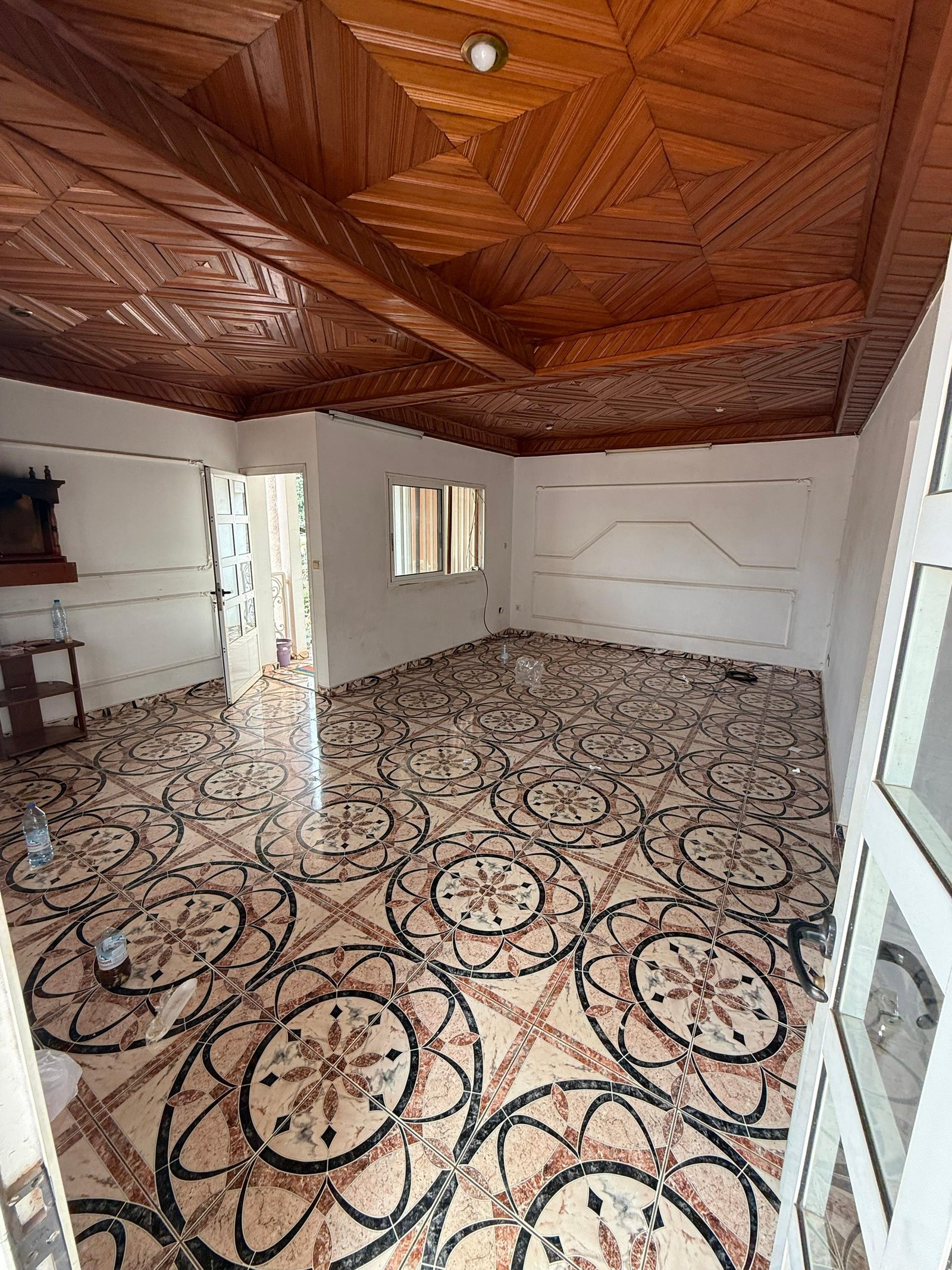 Appartement à louer, Bastos, Yaoundé 