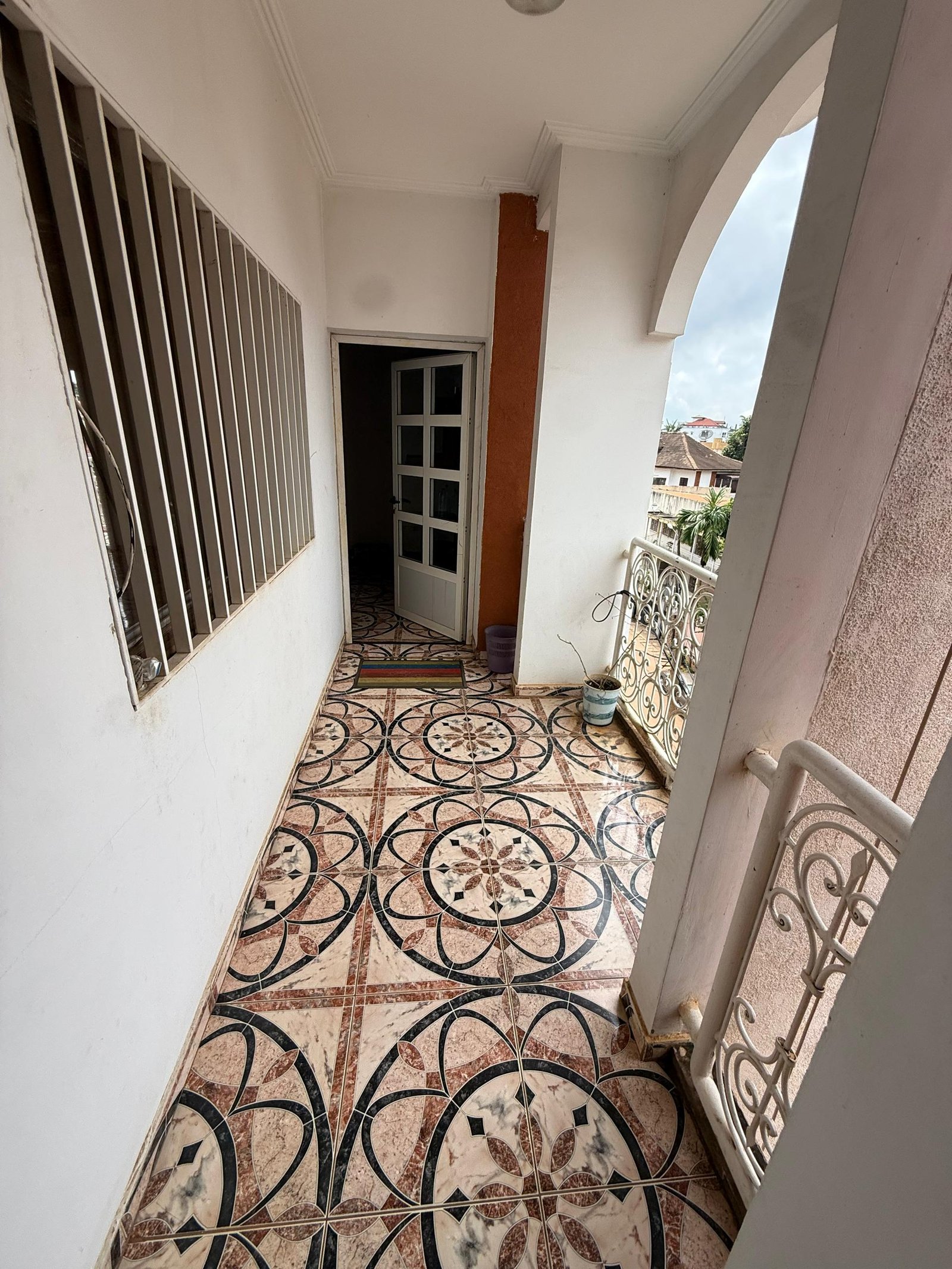 Appartement à louer, Bastos, Yaoundé 