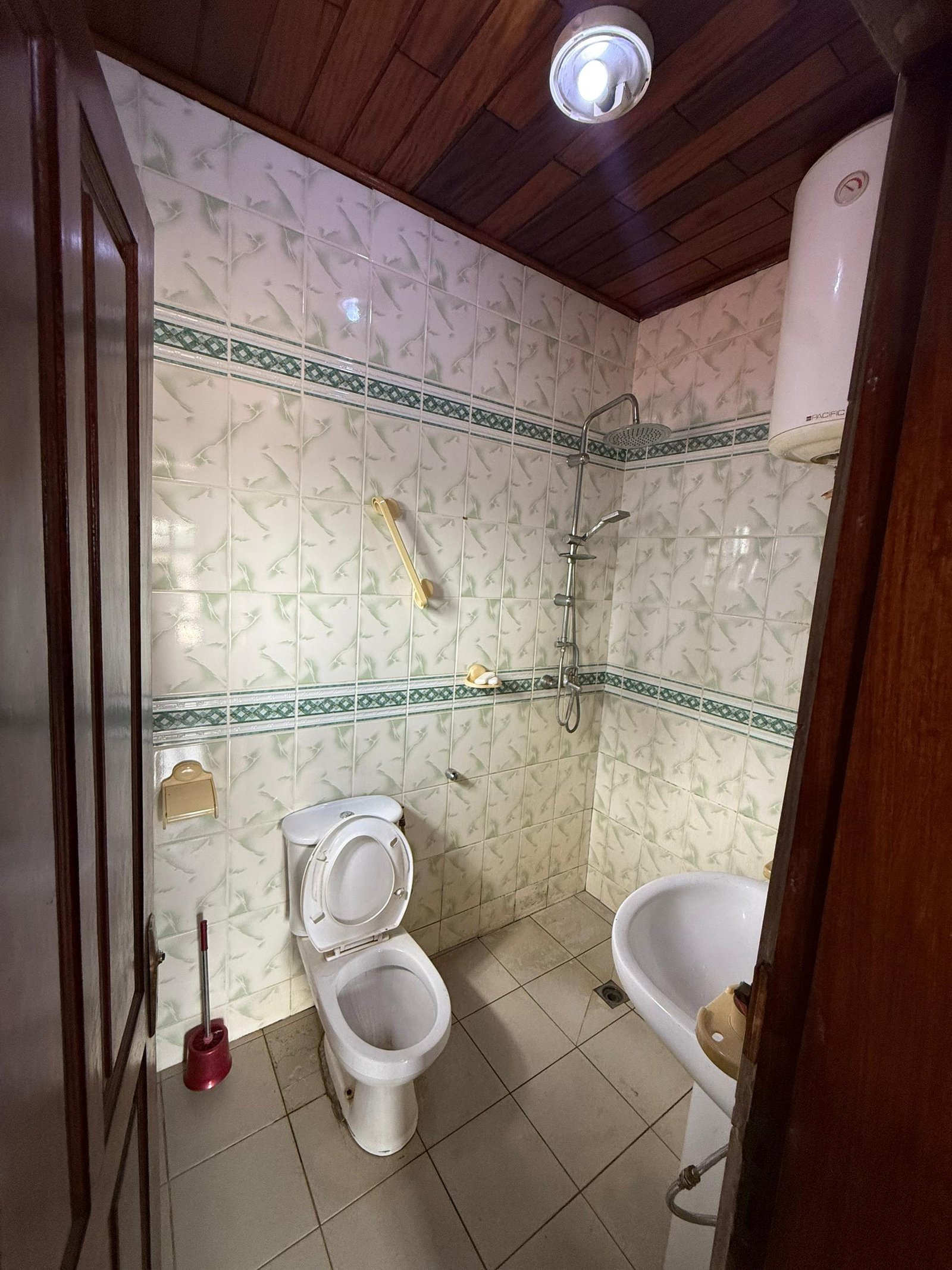 Appartement à louer, Bastos, Yaoundé 