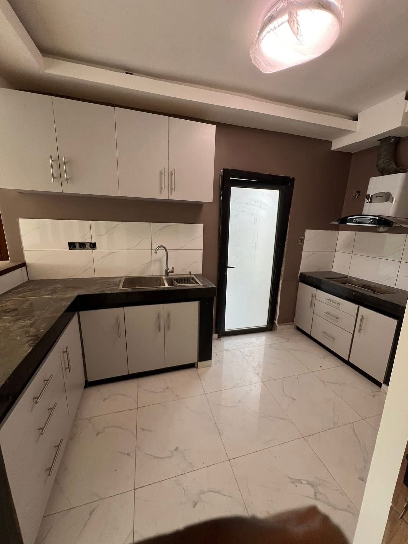 Appartement à louer, Makepe, Douala 