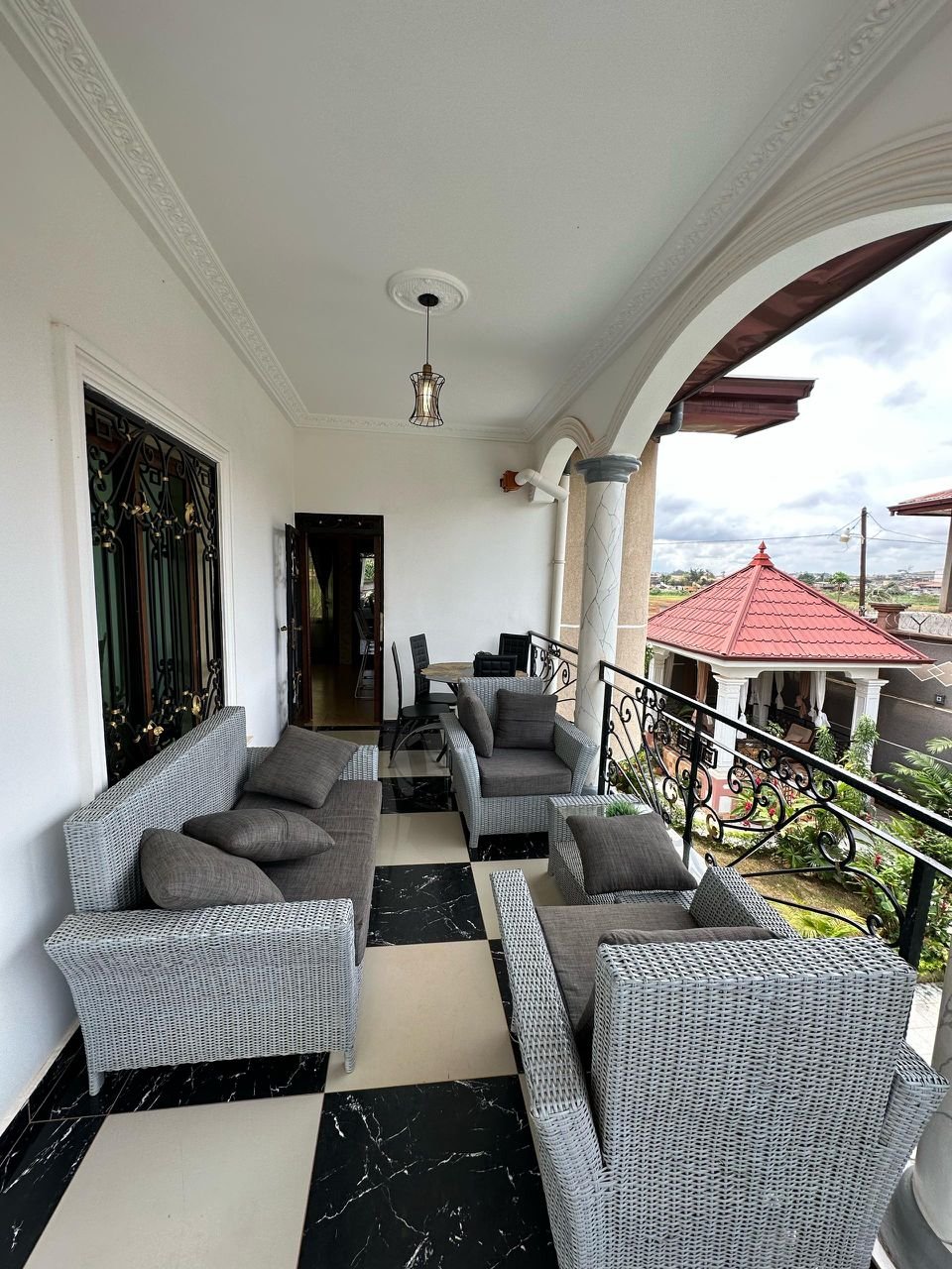 Duplex meublé à louer, Odza, Yaoundé  