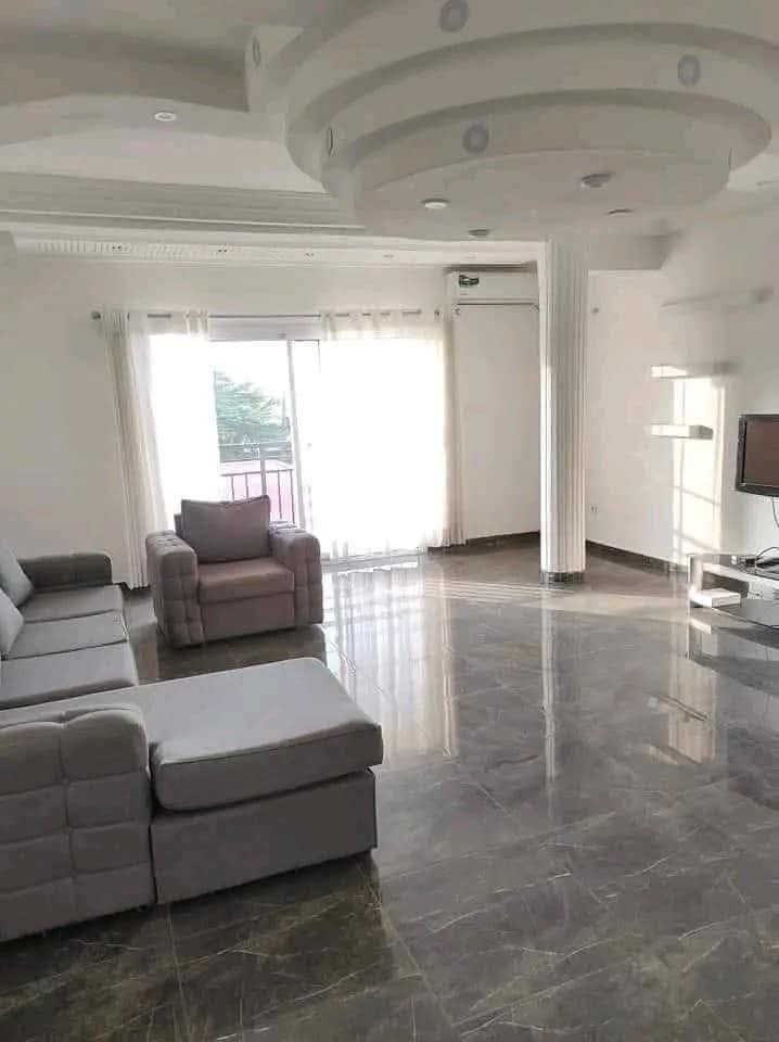 Appartement, à louer, Bonapriso