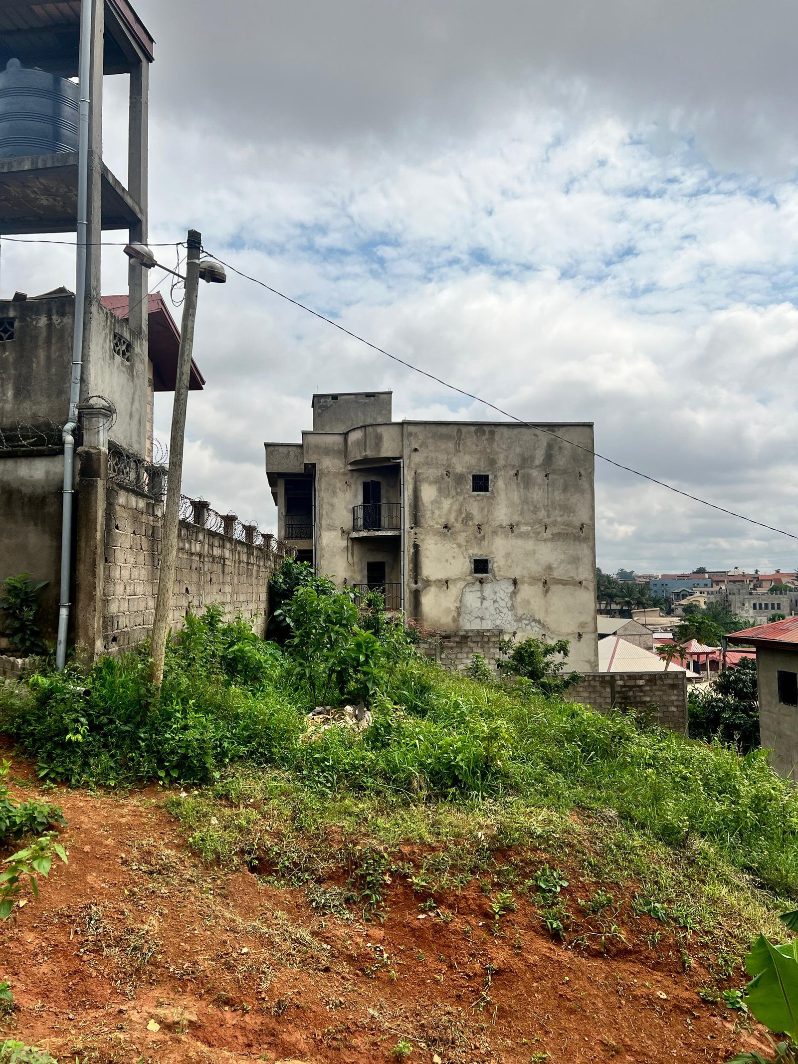 Terrain titré à vendre, Ngousso, Yaoundé 