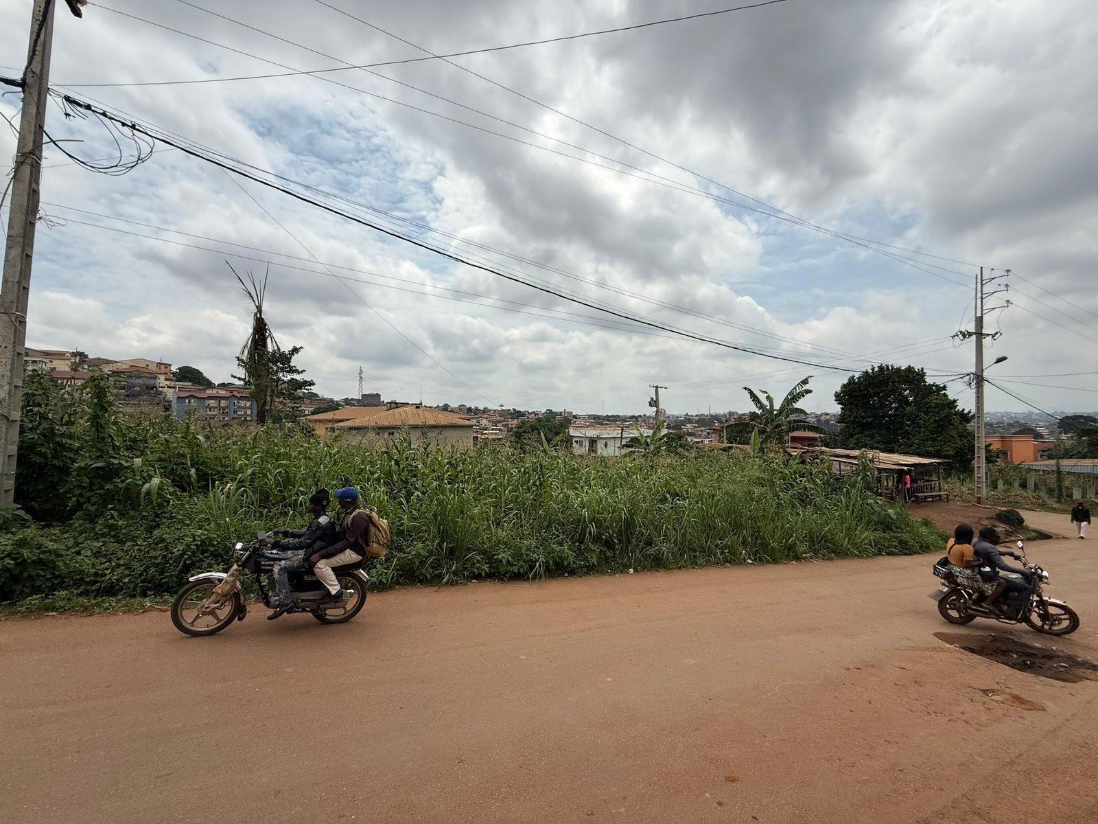 Terrain titré à vendre, Ngousso, Yaoundé